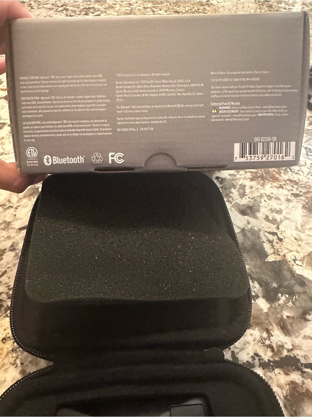 Garmin Approach R10 Portable Launch Monitor - Black - Picture 3 of 5